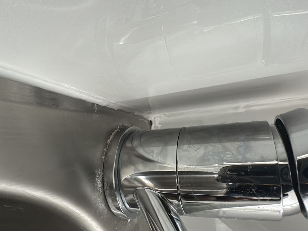 Caulking poor workmanship, recorded during a handover inspection in Rouse Hill